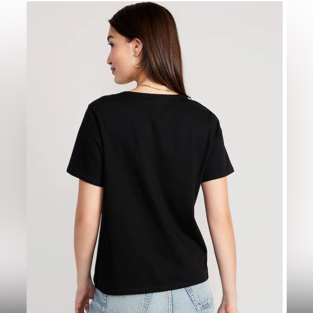 Old Navy EveryWear Black V-Neck T-Shirt - Picture 6 of 8
